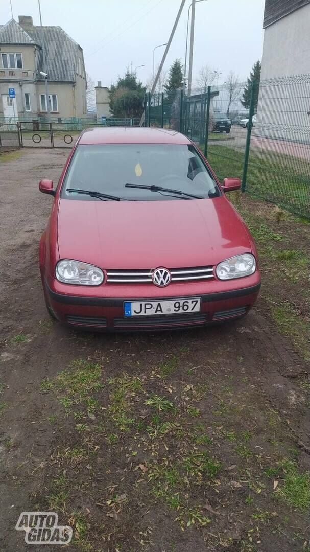 Volkswagen Golf 1999 г Хэтчбек