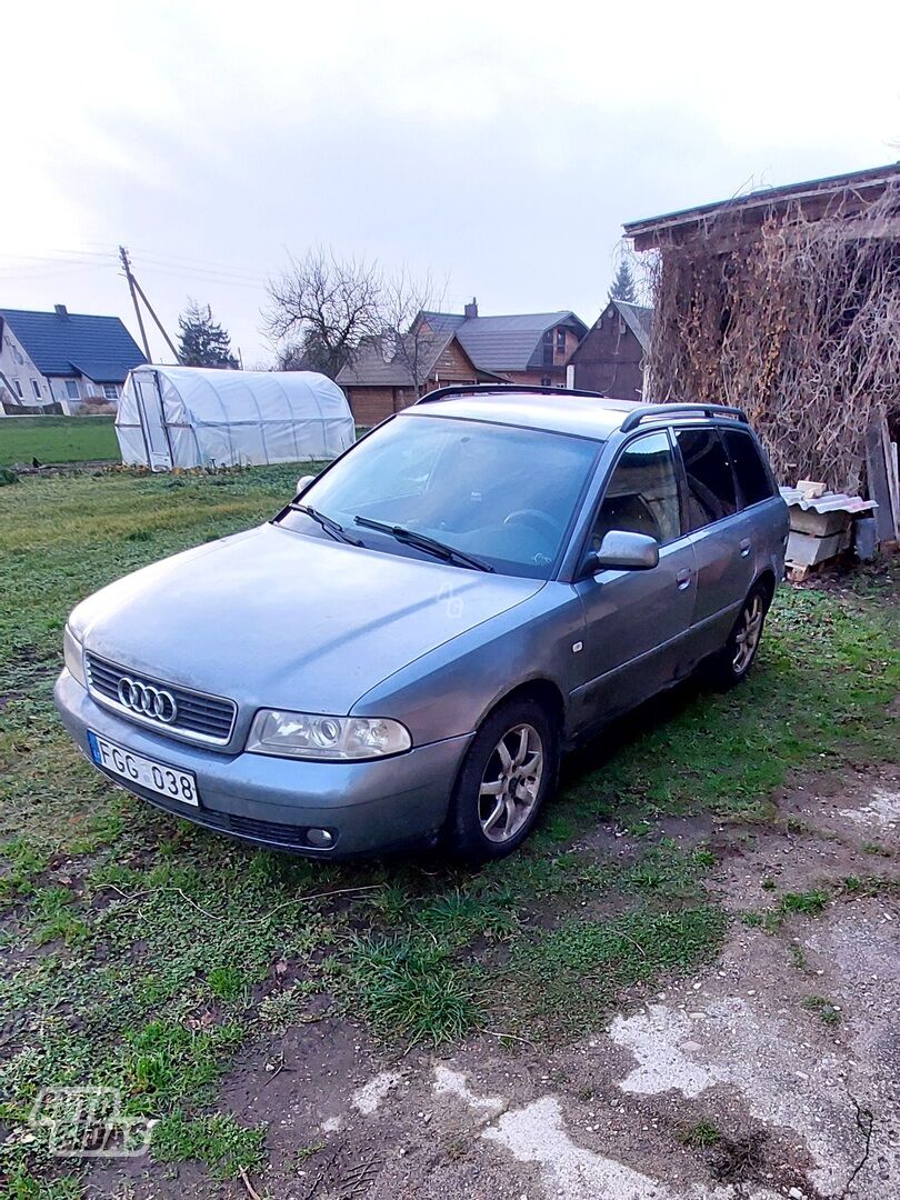 Audi A4 2000 m Universalas