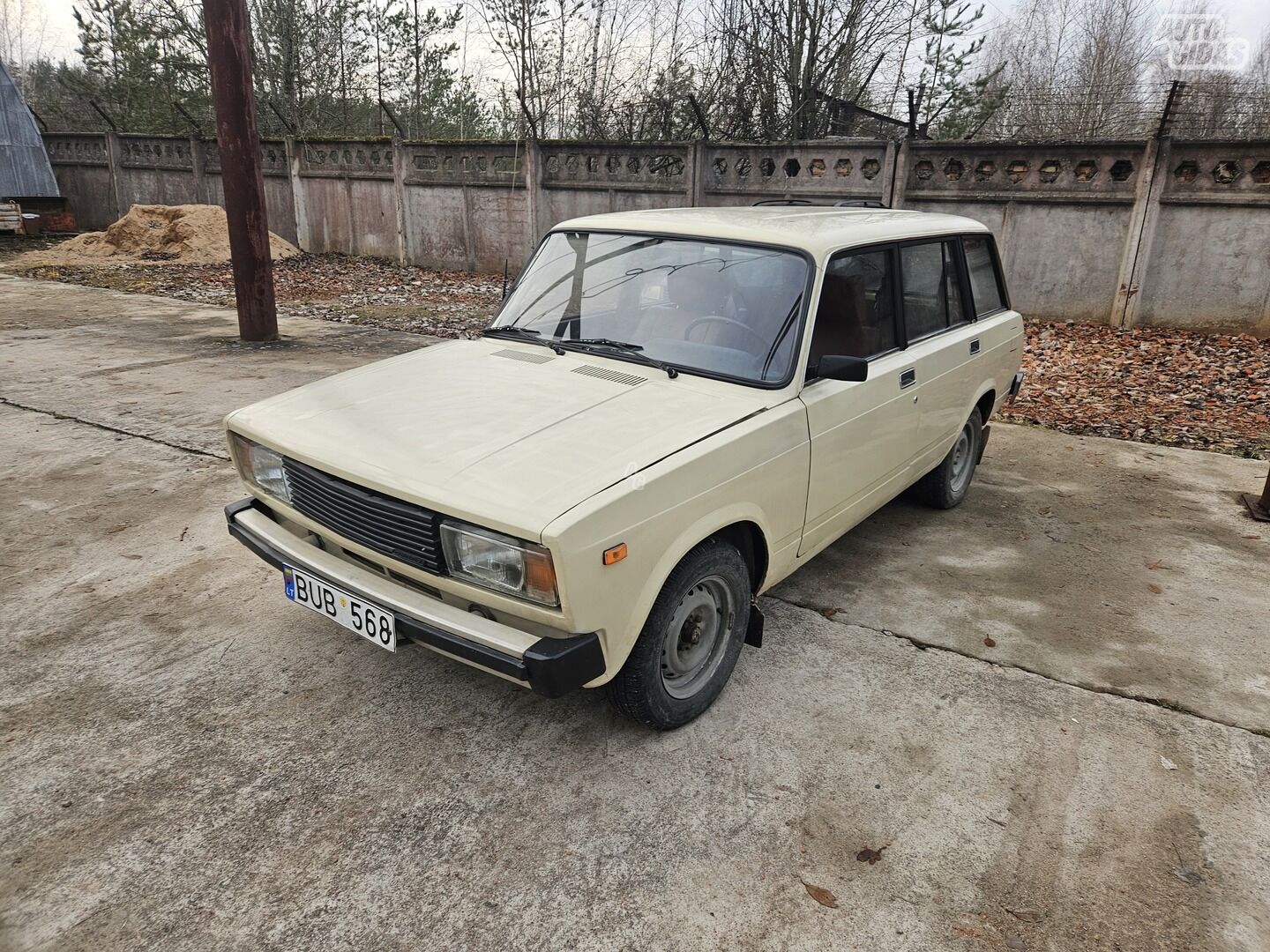 Lada 2104 1985 m Universalas