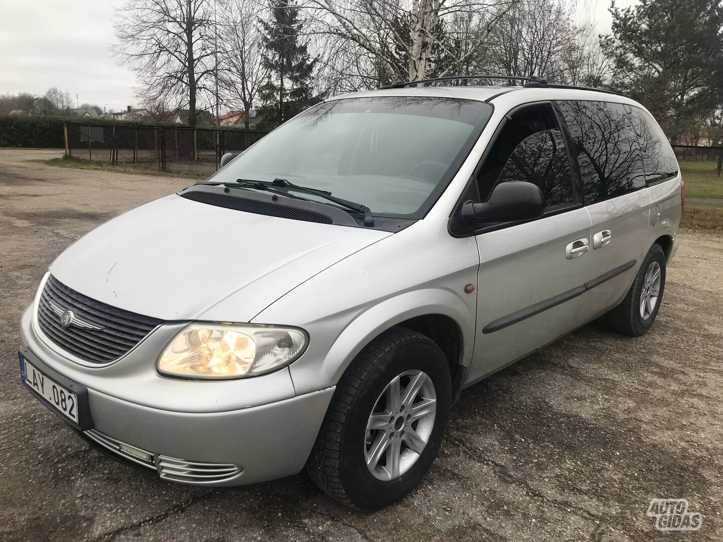 Chrysler Voyager IV SE 2003 m