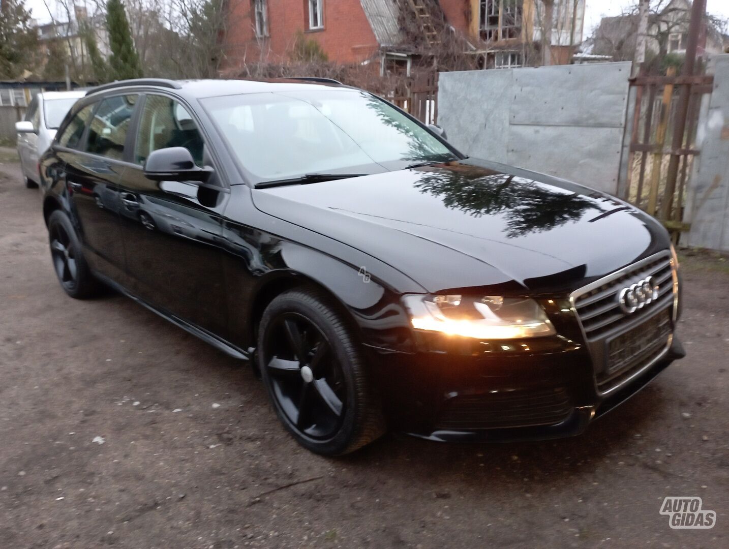 Audi A4 2009 m Universalas