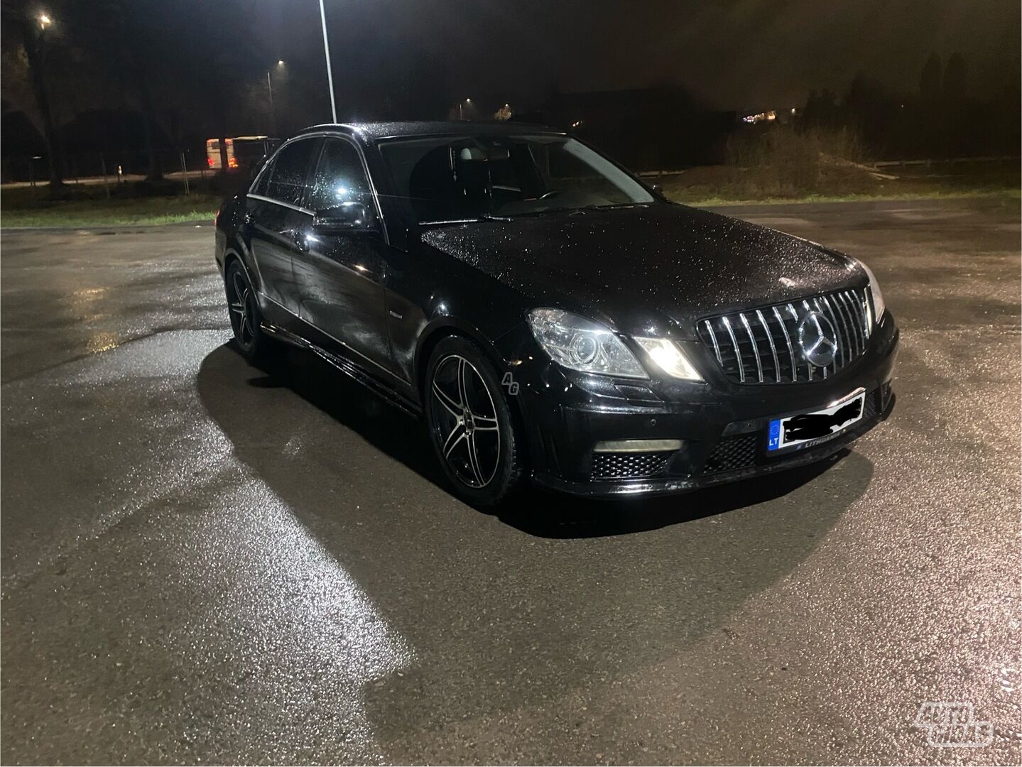 Mercedes-Benz E 250 2010 m Sedanas