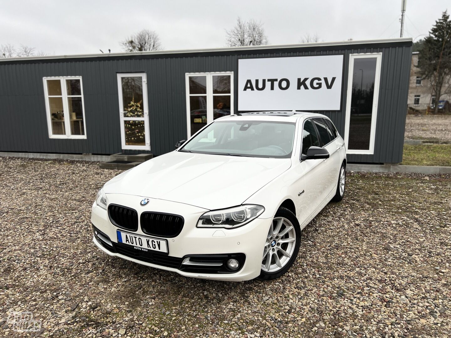 Bmw 520 2016 m Universalas