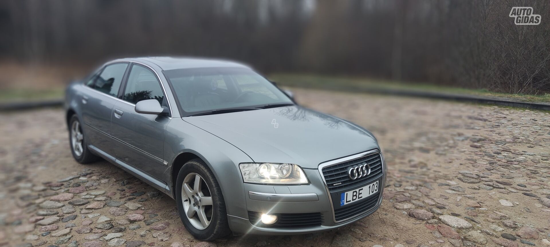 Audi A8 D3 2006 y