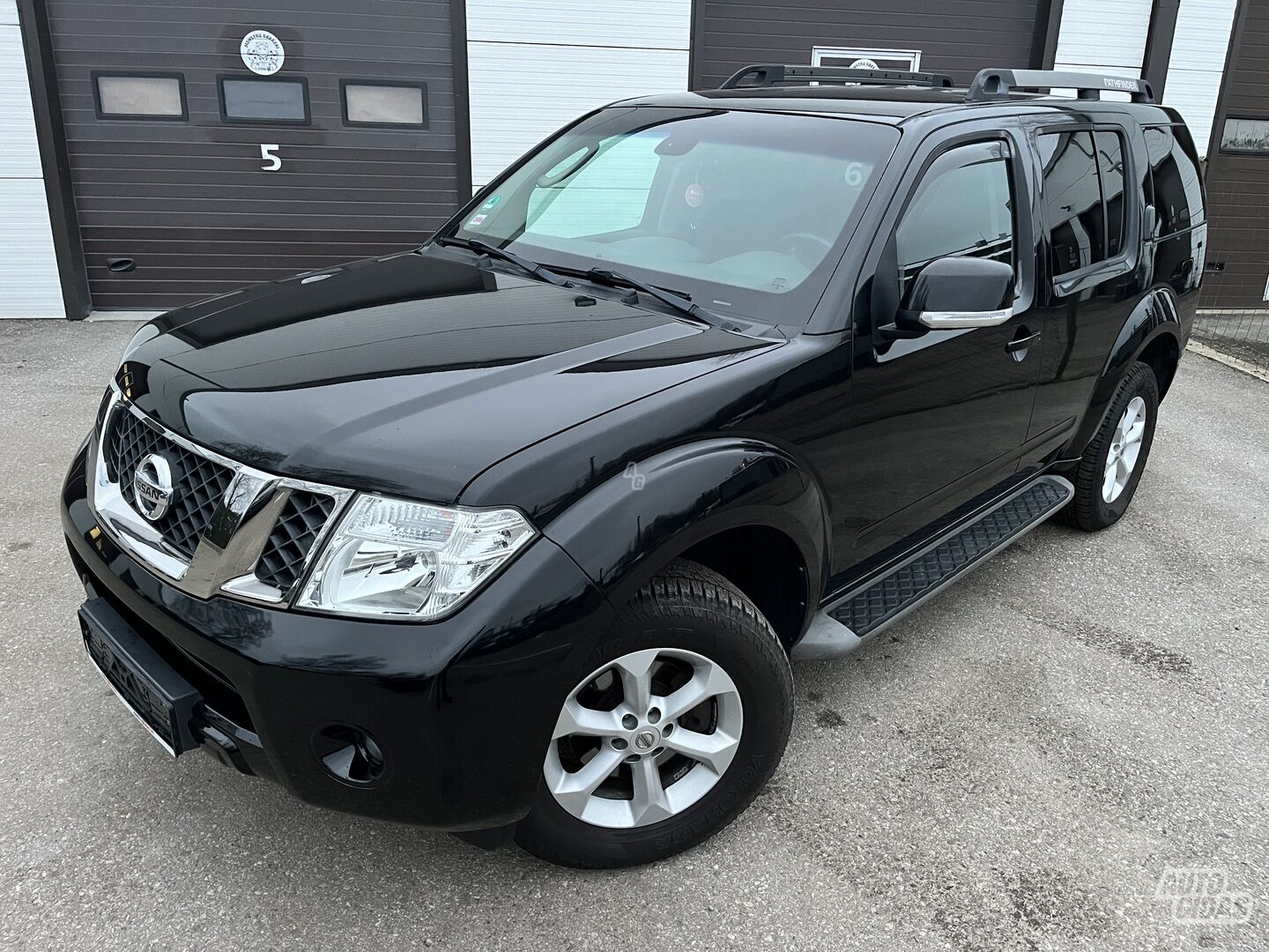 Nissan Pathfinder 2011 m Visureigis / Krosoveris