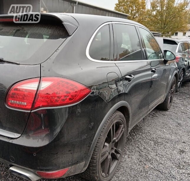 Porsche Cayenne 2011 г запчясти