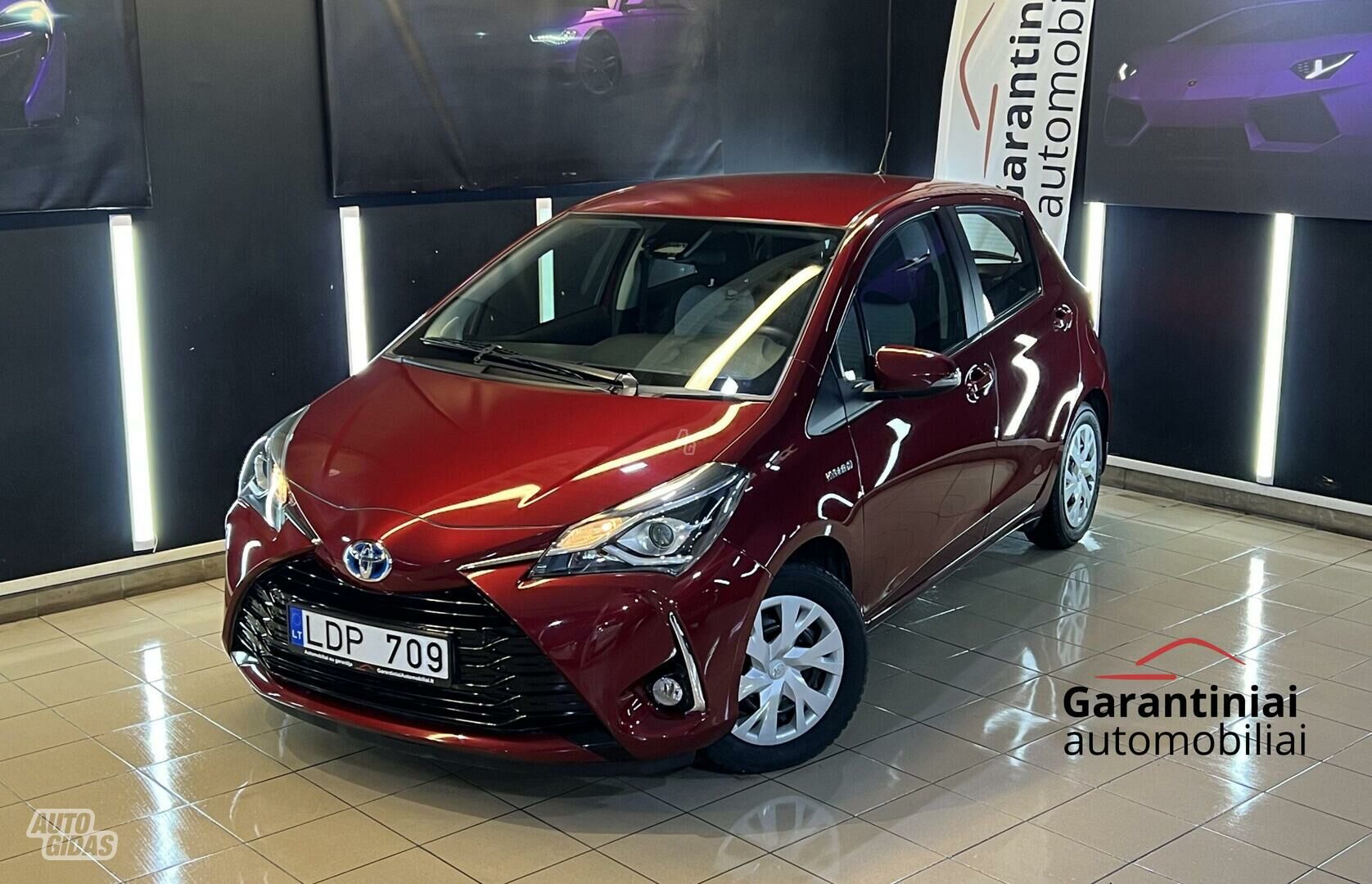 Toyota Yaris 2019 г Хэтчбек