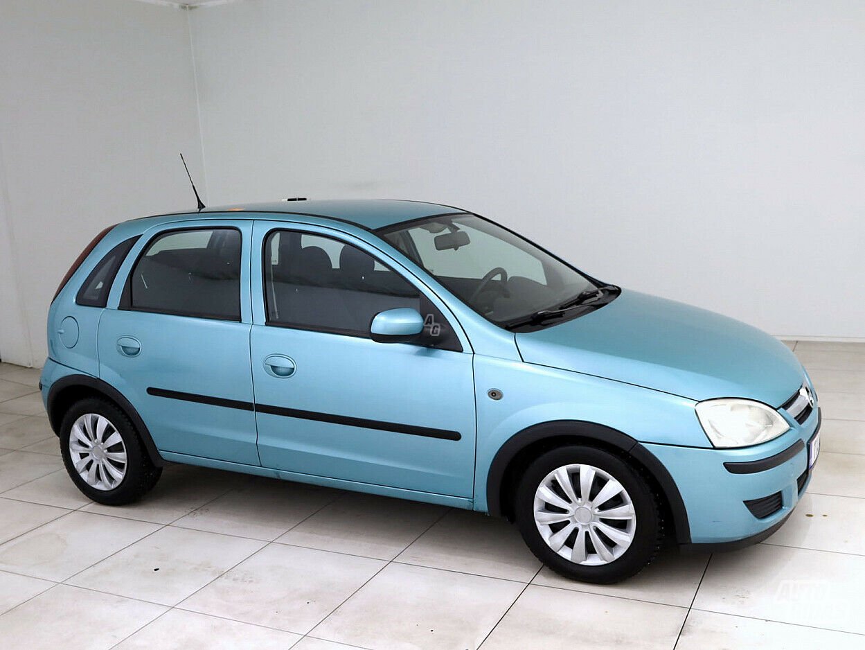 Opel Corsa 2005 г Хэтчбек