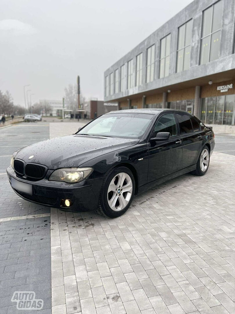 Bmw 730 2005 m Sedanas