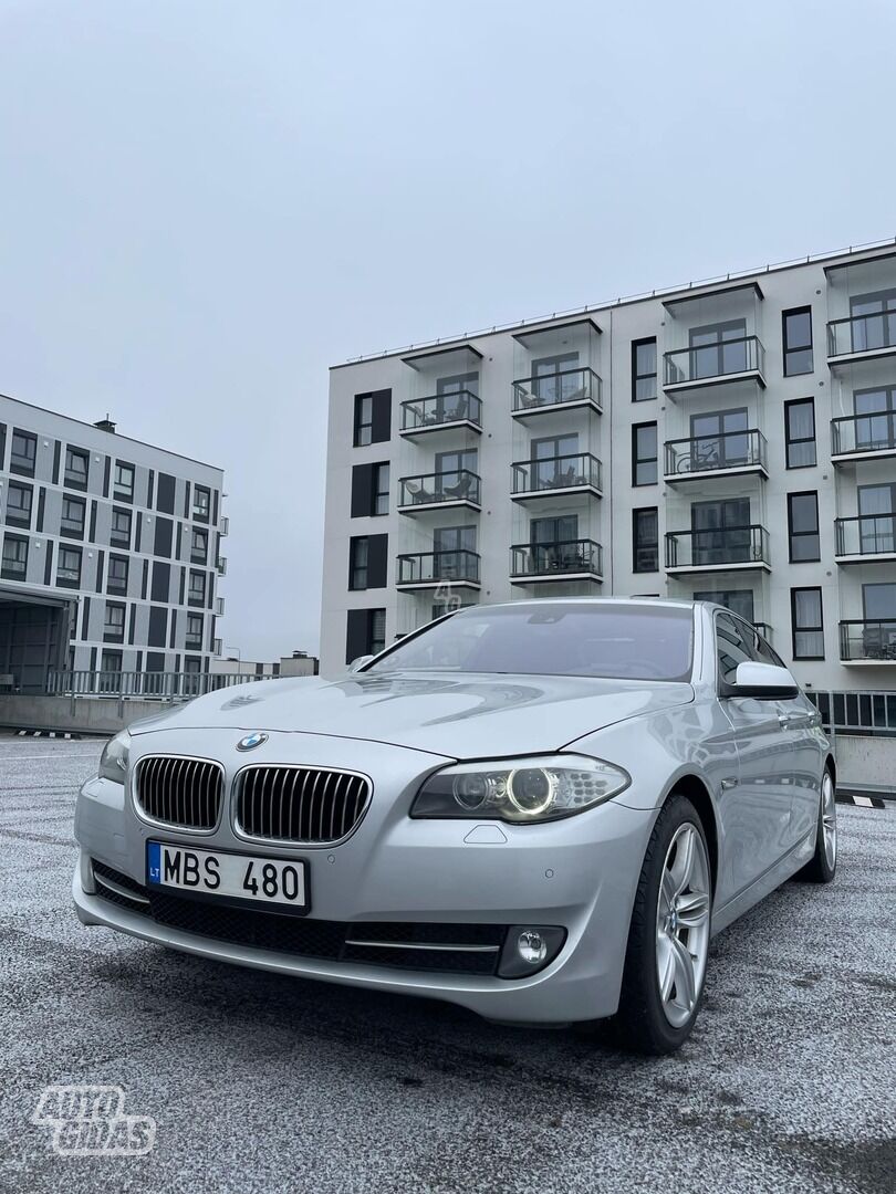 Bmw 523 2010 г Седан