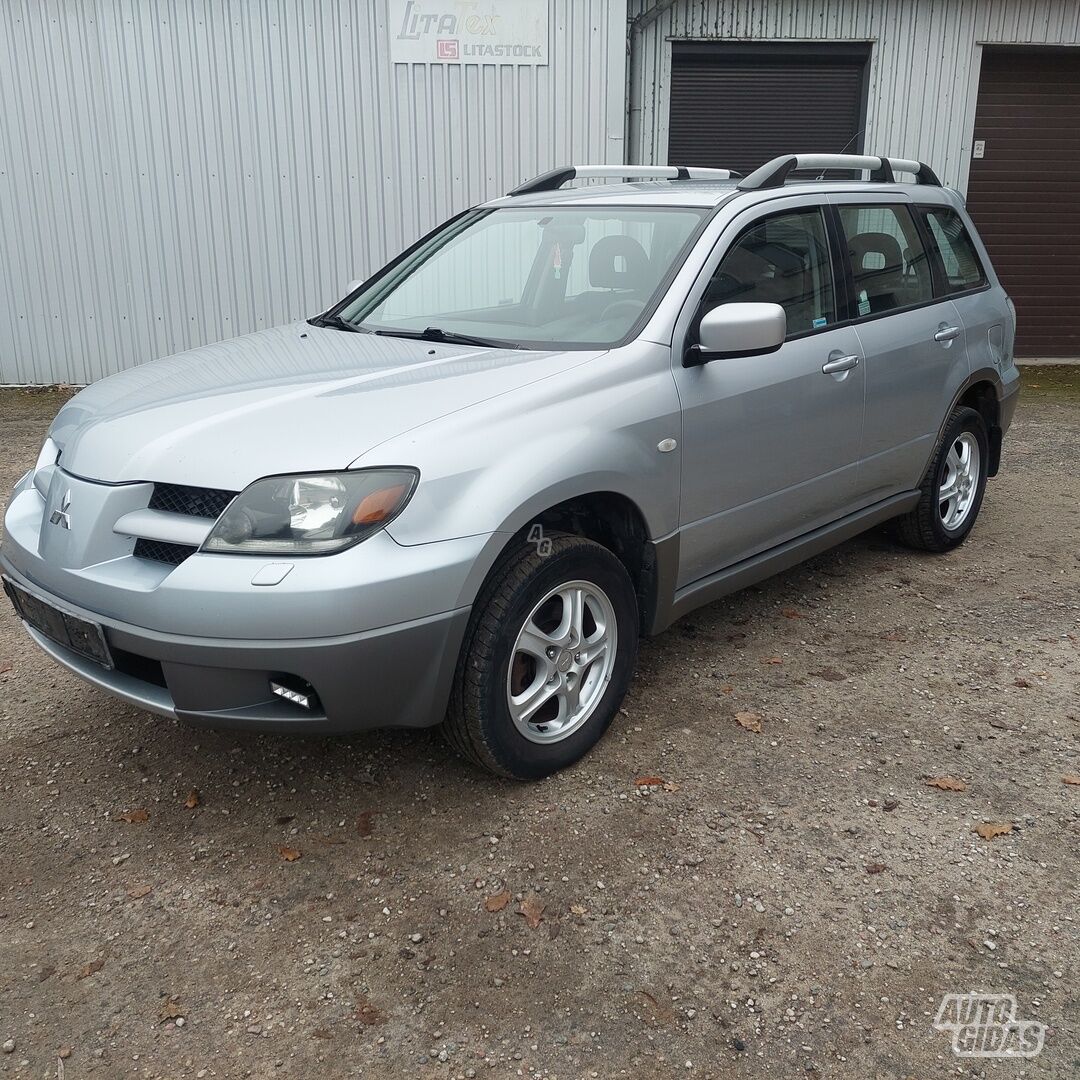 Mitsubishi Outlander 2004 г Внедорожник / Кроссовер