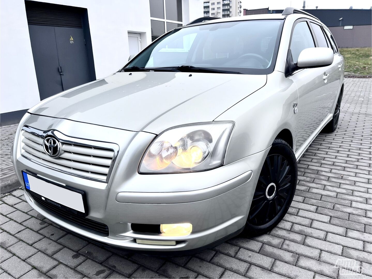 Toyota Avensis 2003 г Универсал