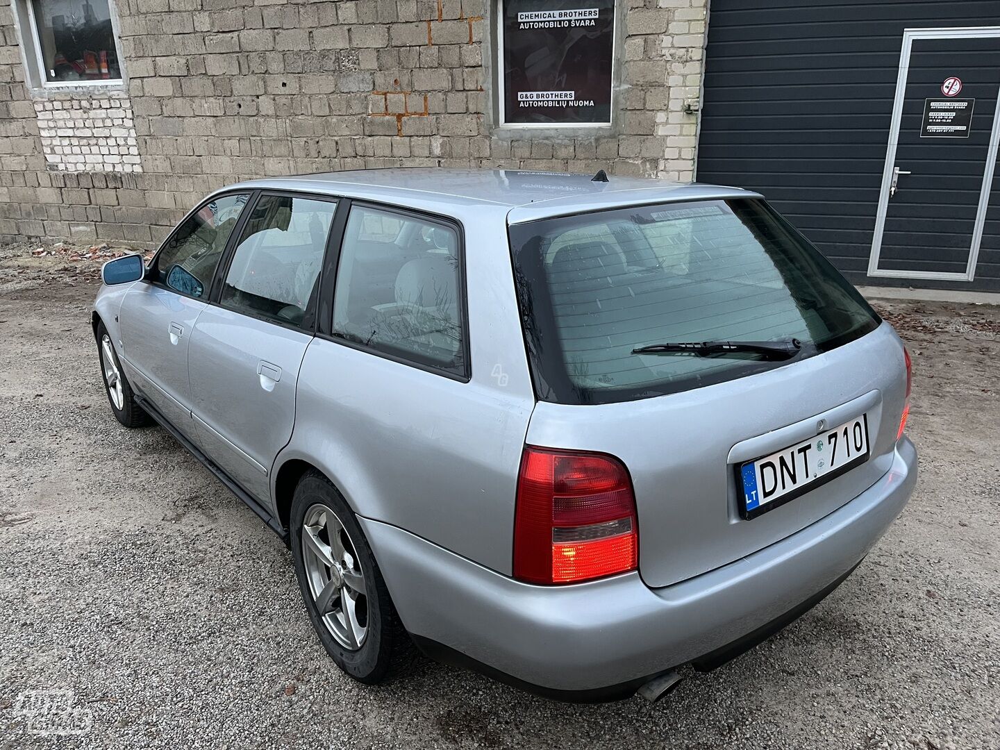 Audi A4 1996 m Universalas