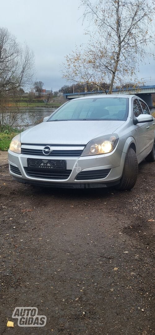 Opel Astra H 2006 y parts