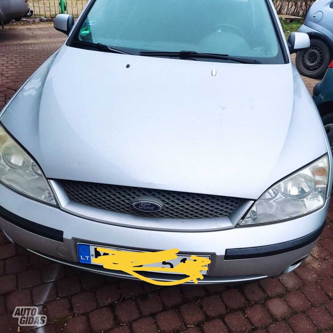 Ford Mondeo 2001 y Sedan