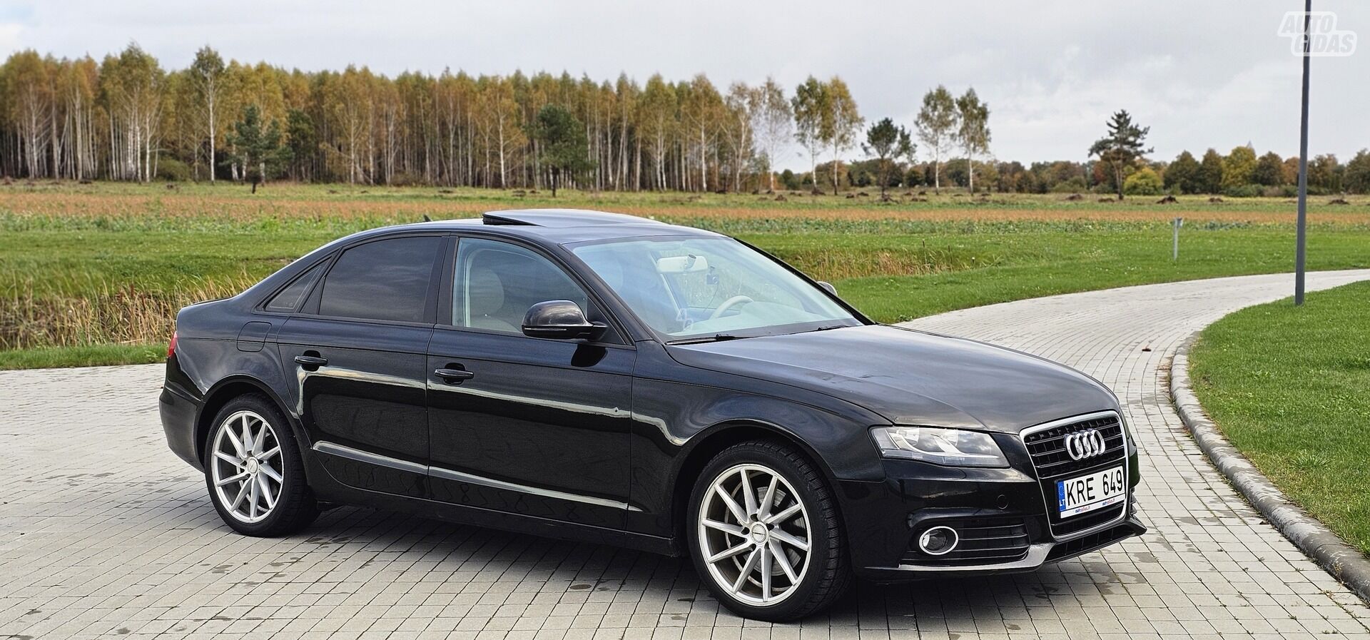 Audi A4 2009 г Седан