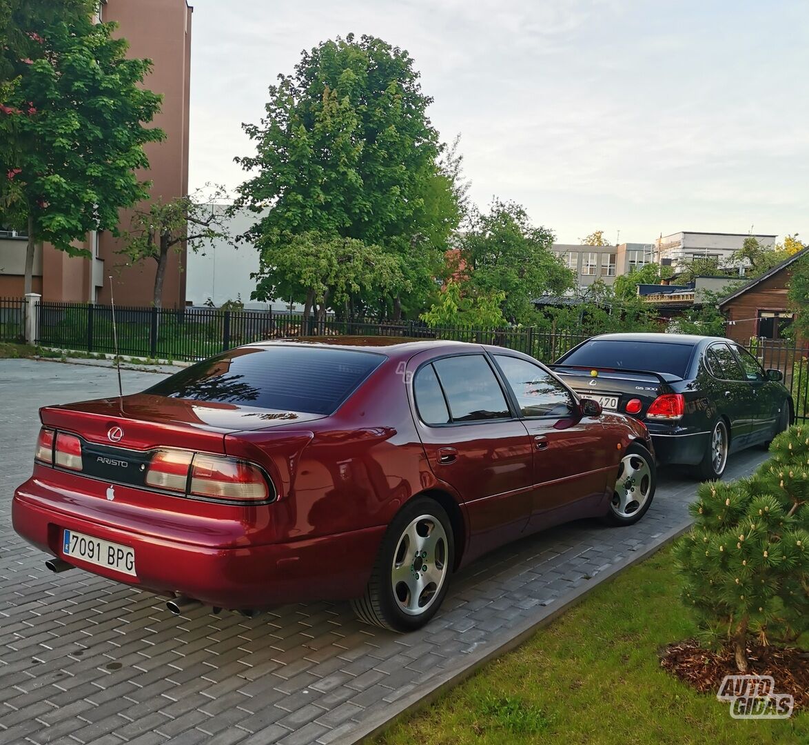 Lexus GS 300 1995 y Sedan