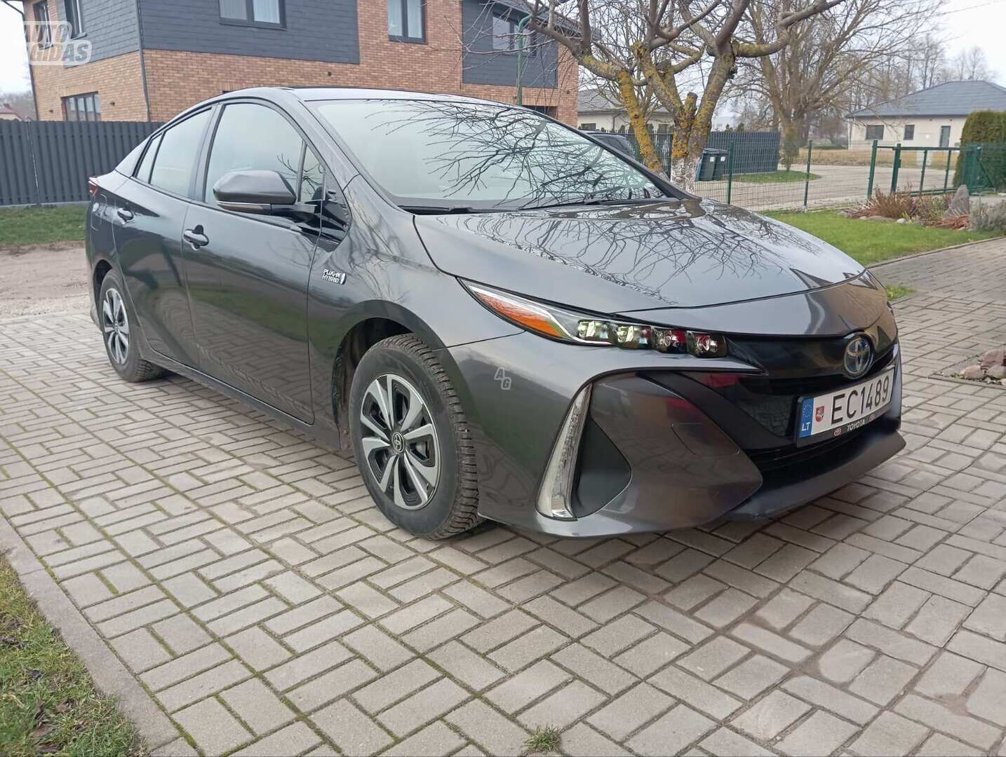 Toyota Prius 2017 m Sedanas