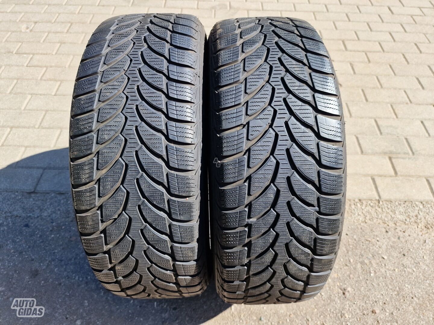 Bridgestone BLIZZAK LM-32, 2022m R16 winter tyres passanger car