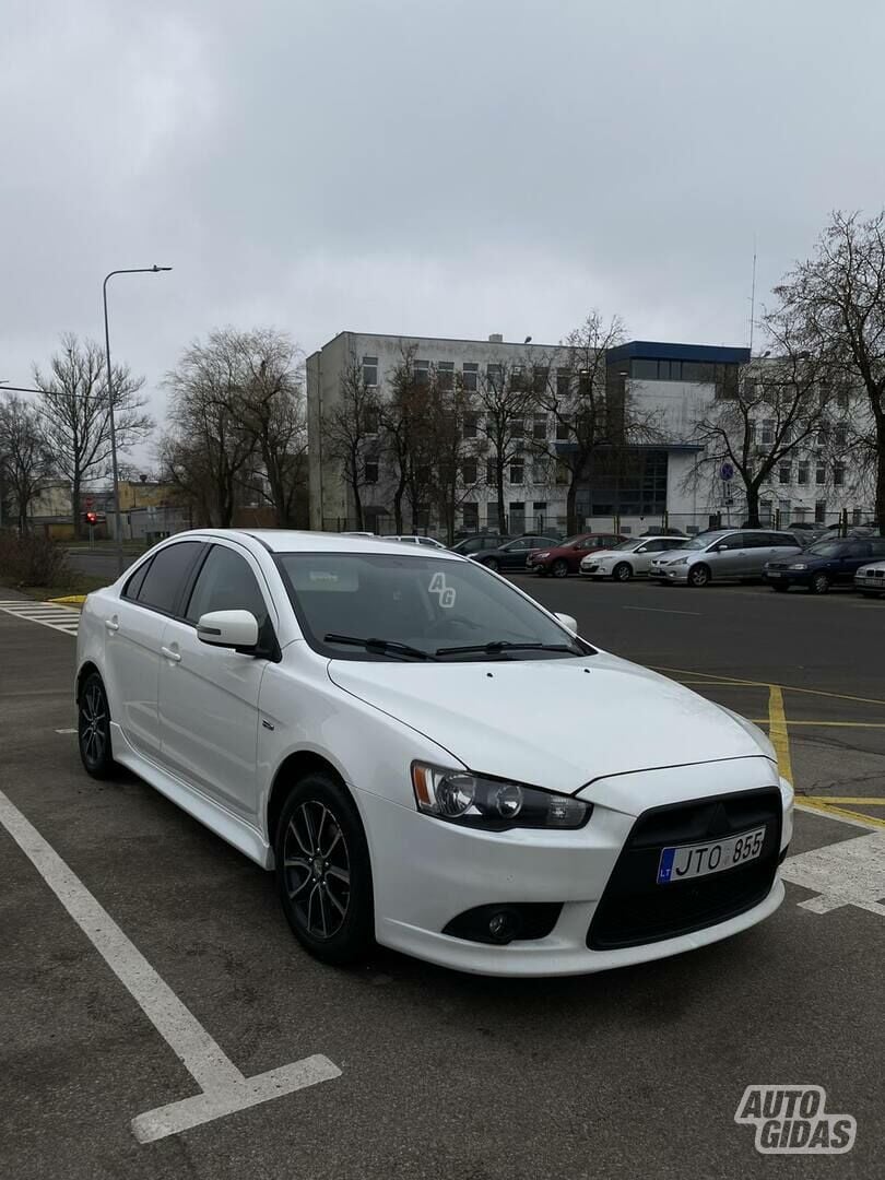 Mitsubishi Lancer X 2015 m