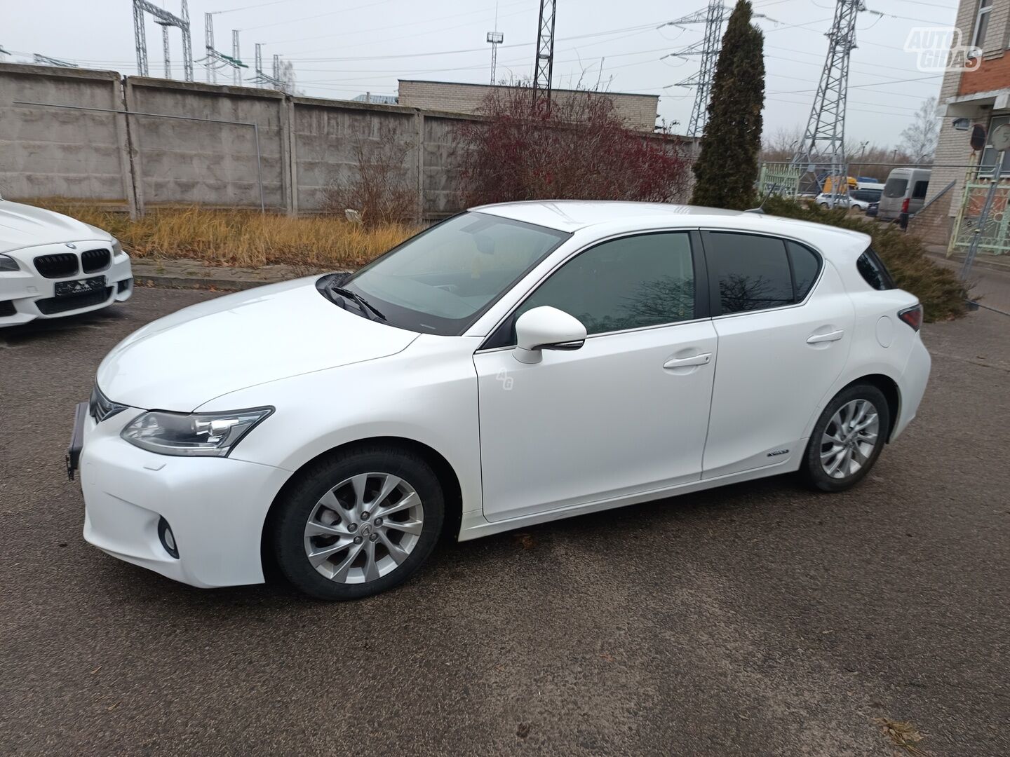 Lexus CT 200h 2012 y Hatchback