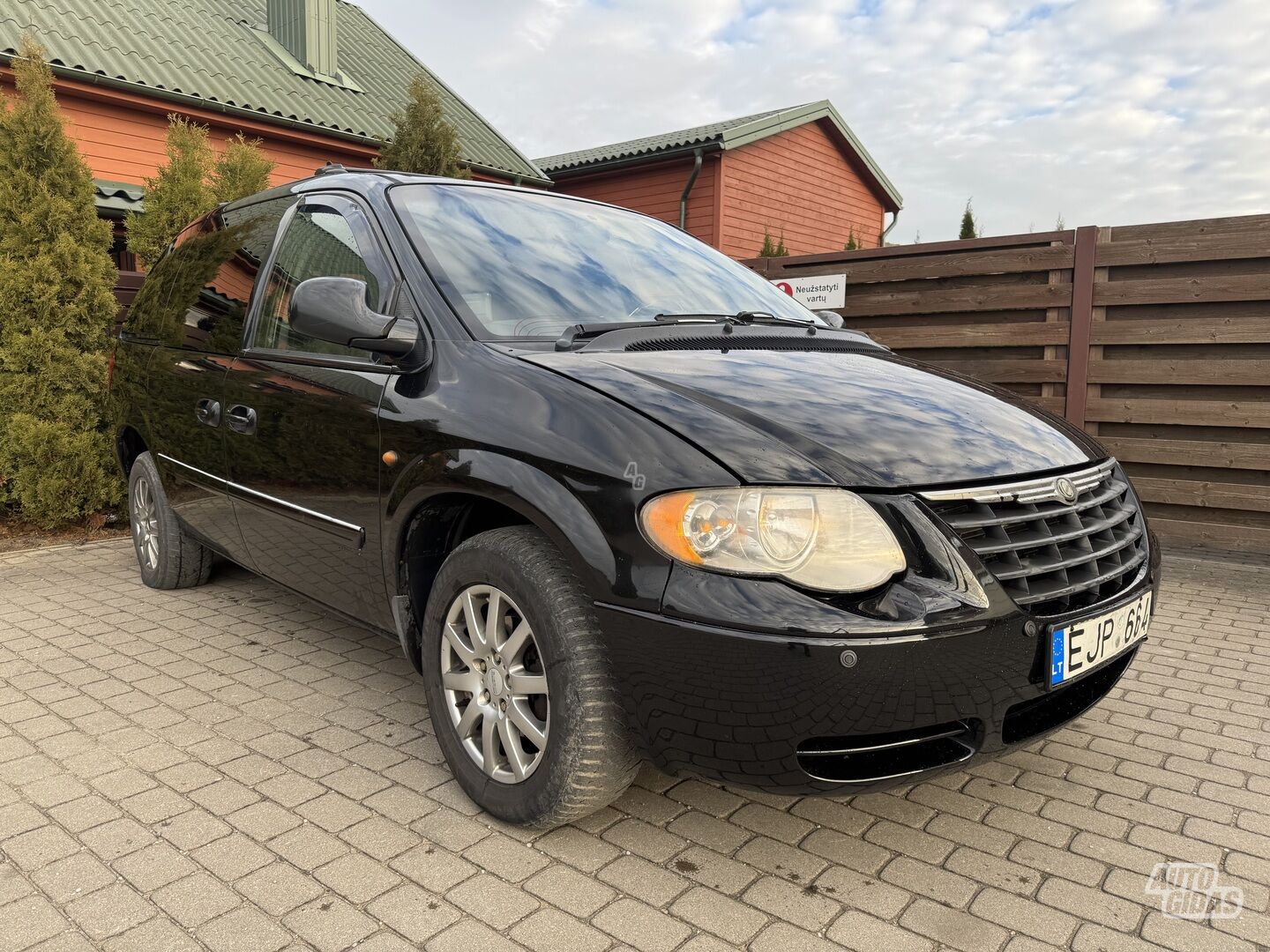 Chrysler Voyager IV 2006 y