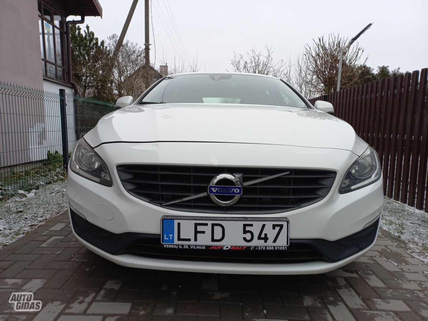 Volvo V60 I 2016 y