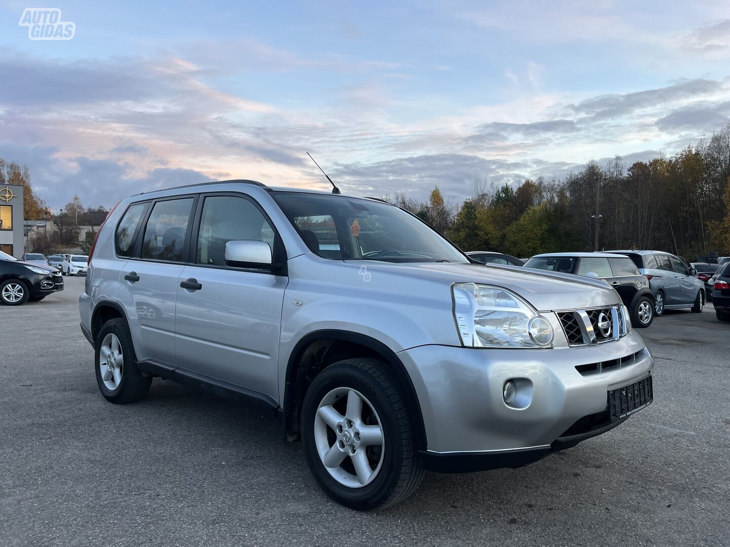 Nissan X-Trail II 2010 m