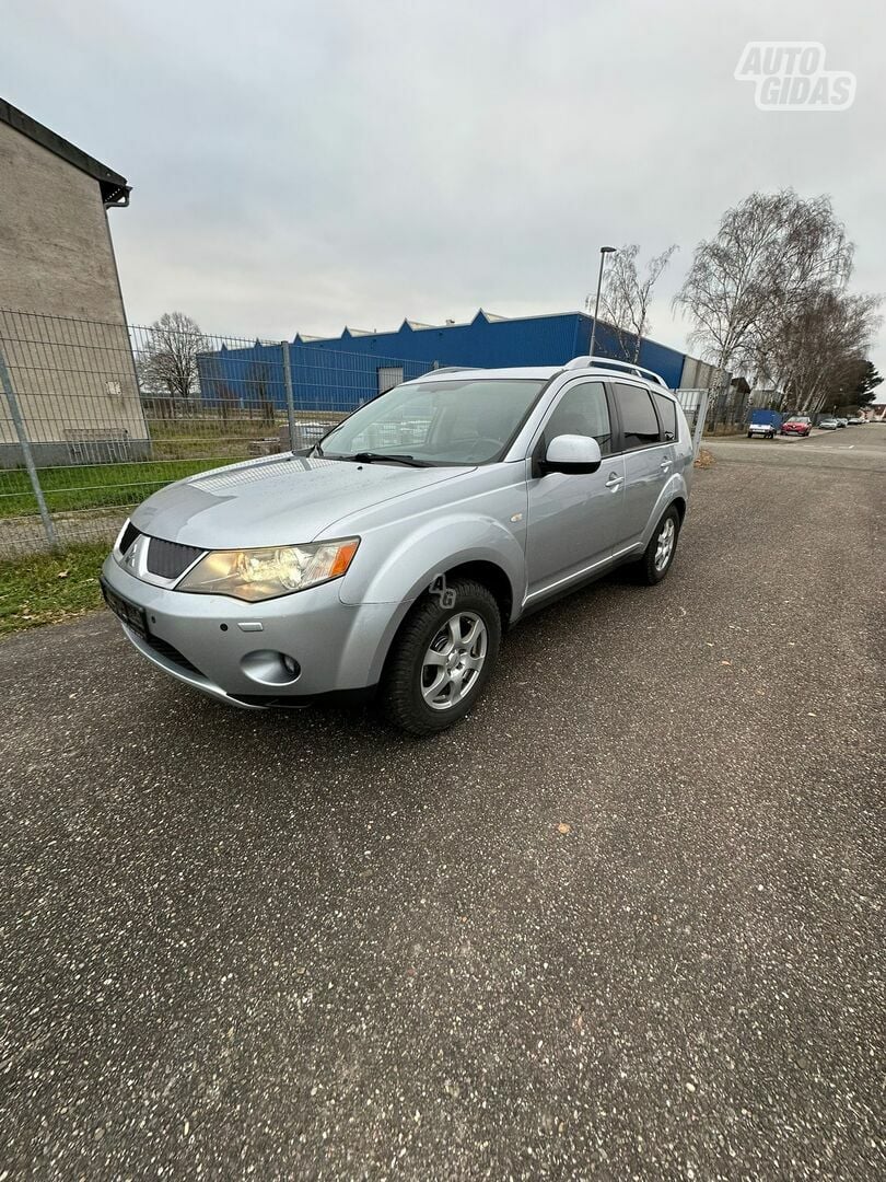 Mitsubishi Outlander 2007 y Off-road / Crossover