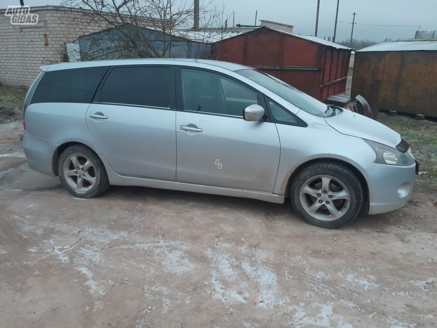 Mitsubishi Grandis 2004 m Vienatūris