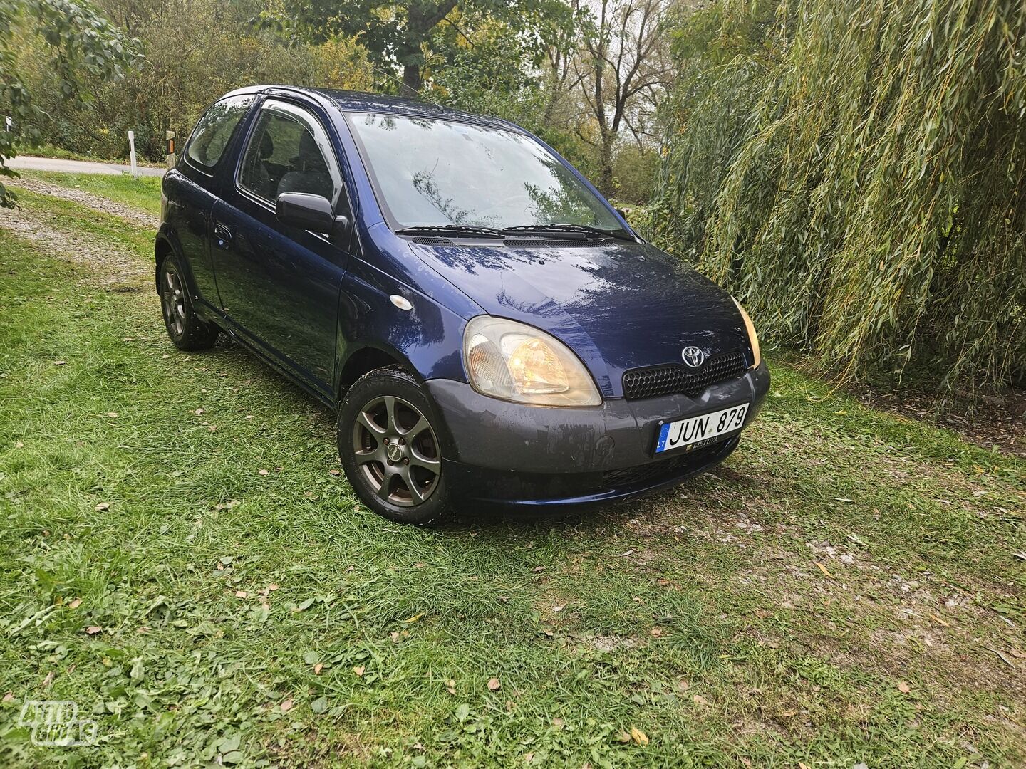 Toyota Yaris 2002 y Hatchback