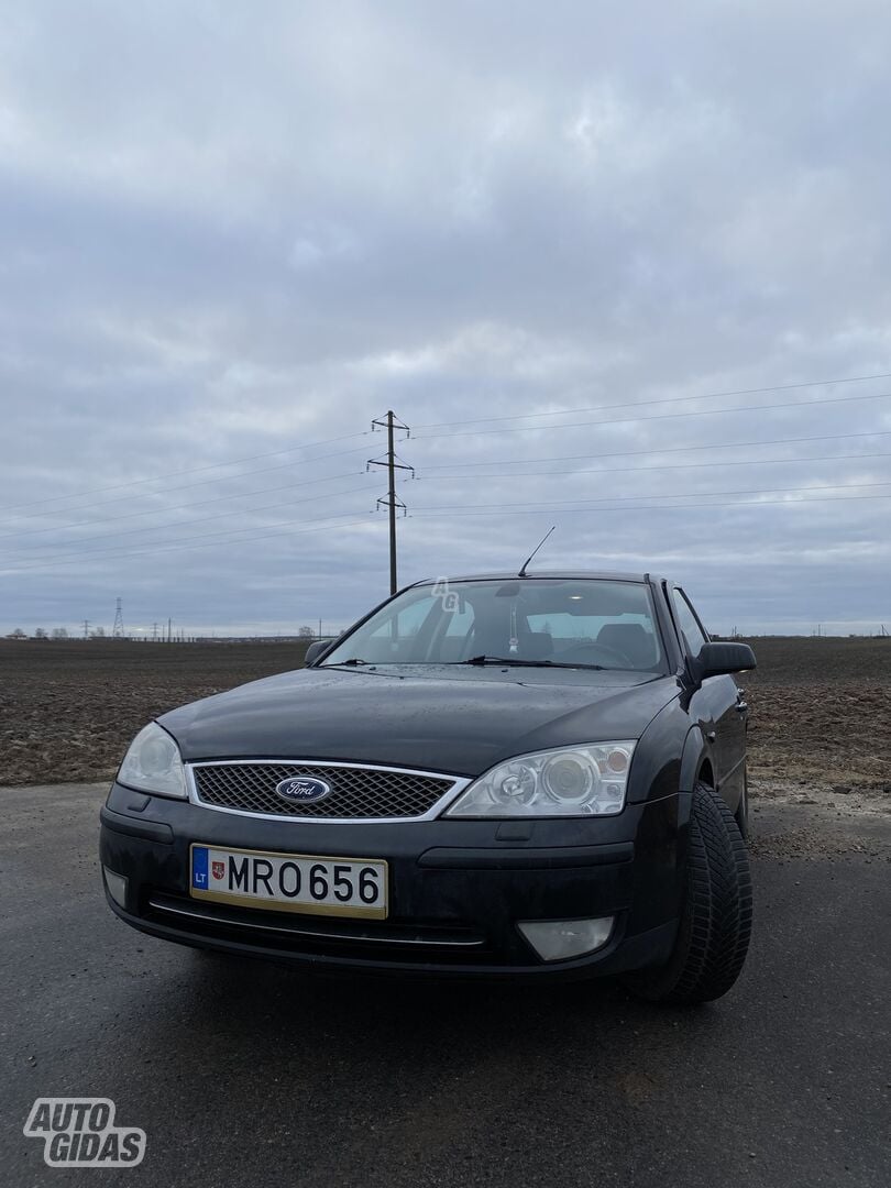 Ford Mondeo 2004 y Hatchback