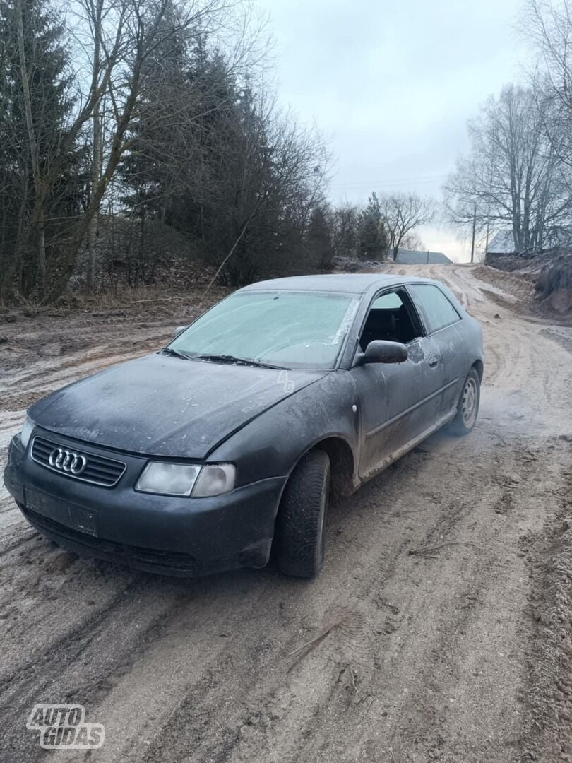 Audi A3 8L 8L 1999 m dalys