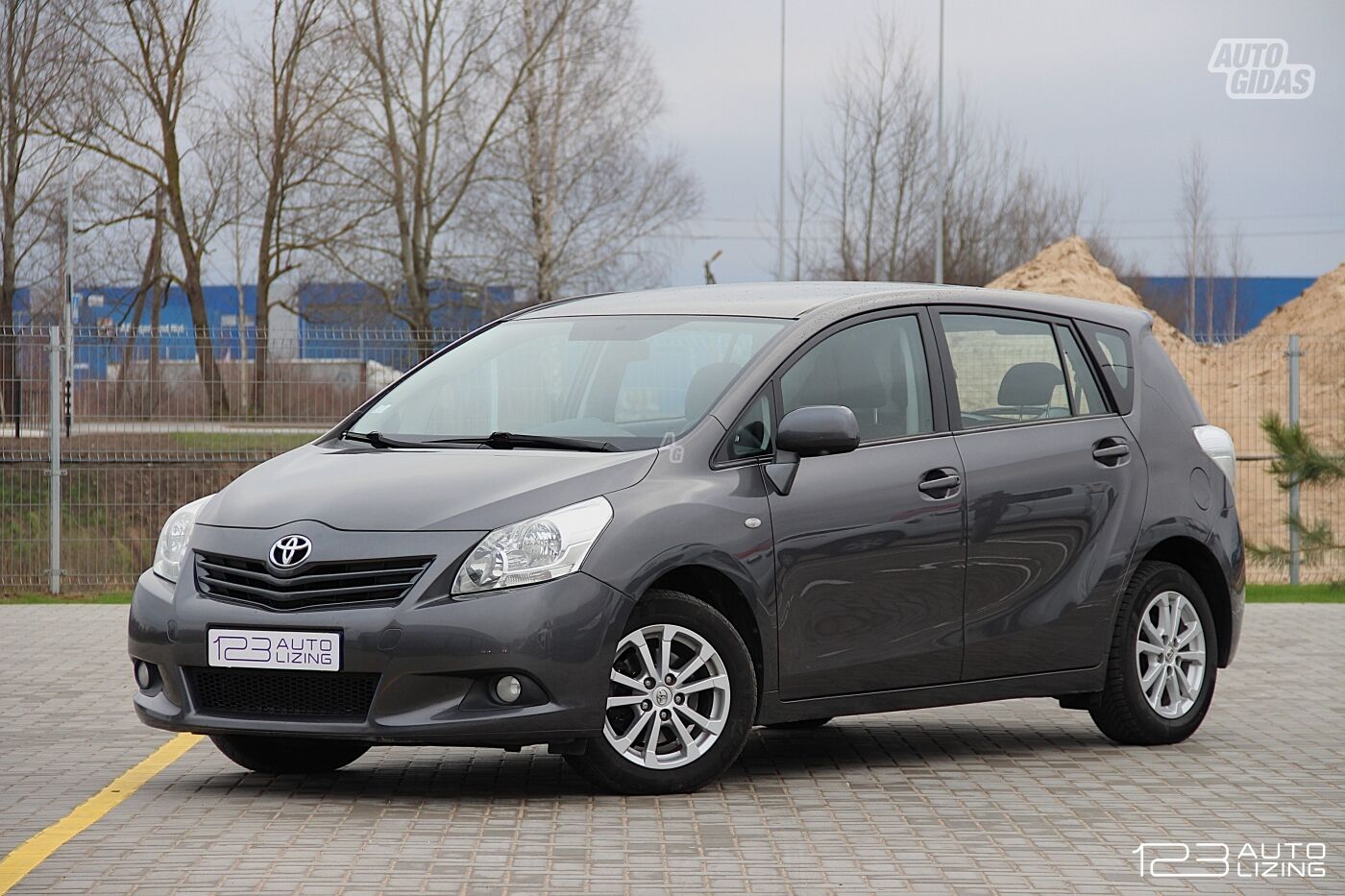 Toyota Verso 2011 y Van