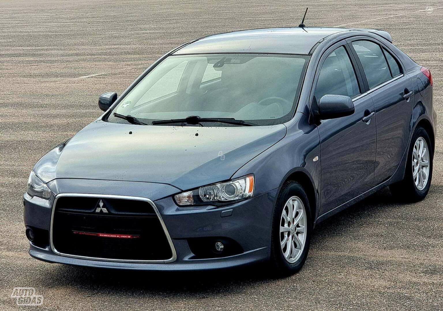 Mitsubishi Lancer 2011 г Хэтчбек