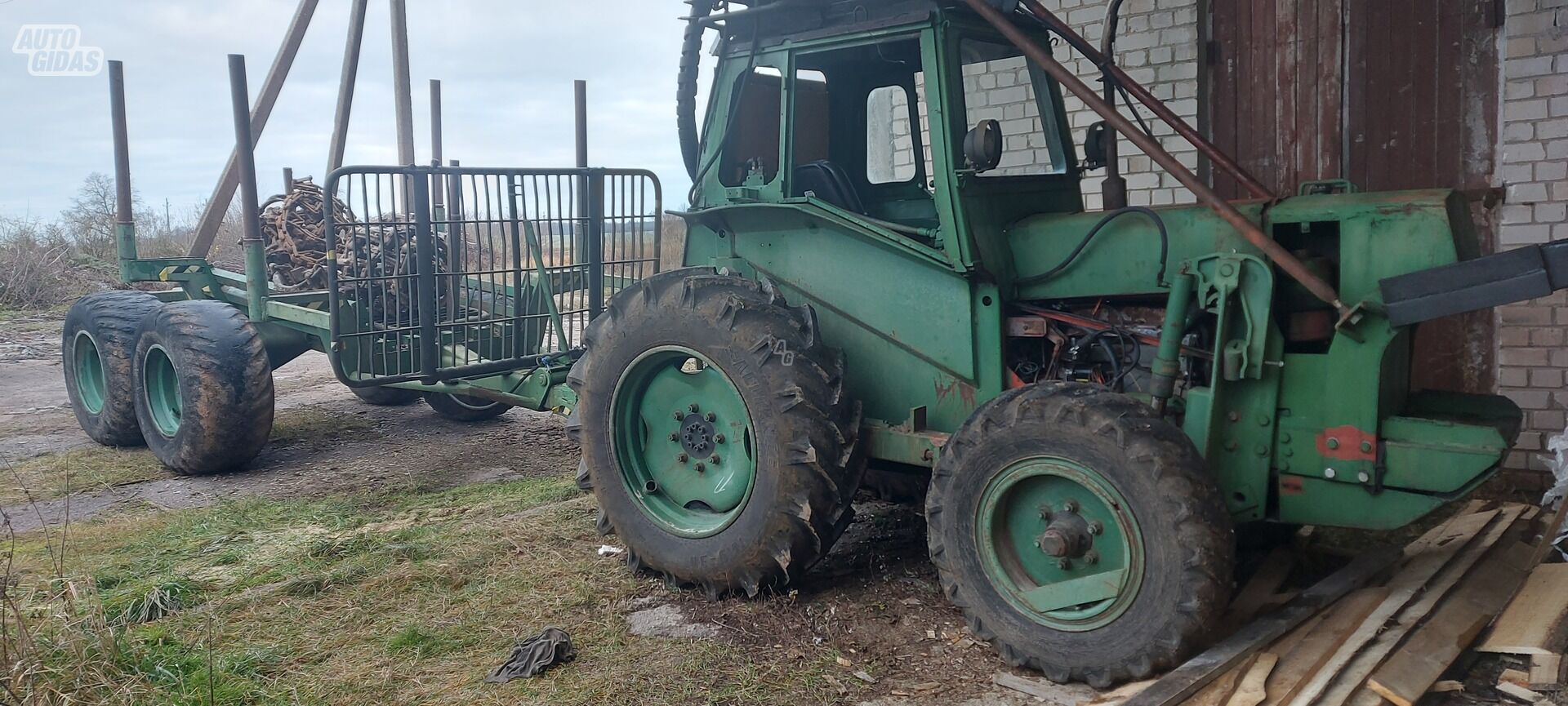 METAL-TECHNIK Massey ferguson 165 robur  1982 m Medvežė