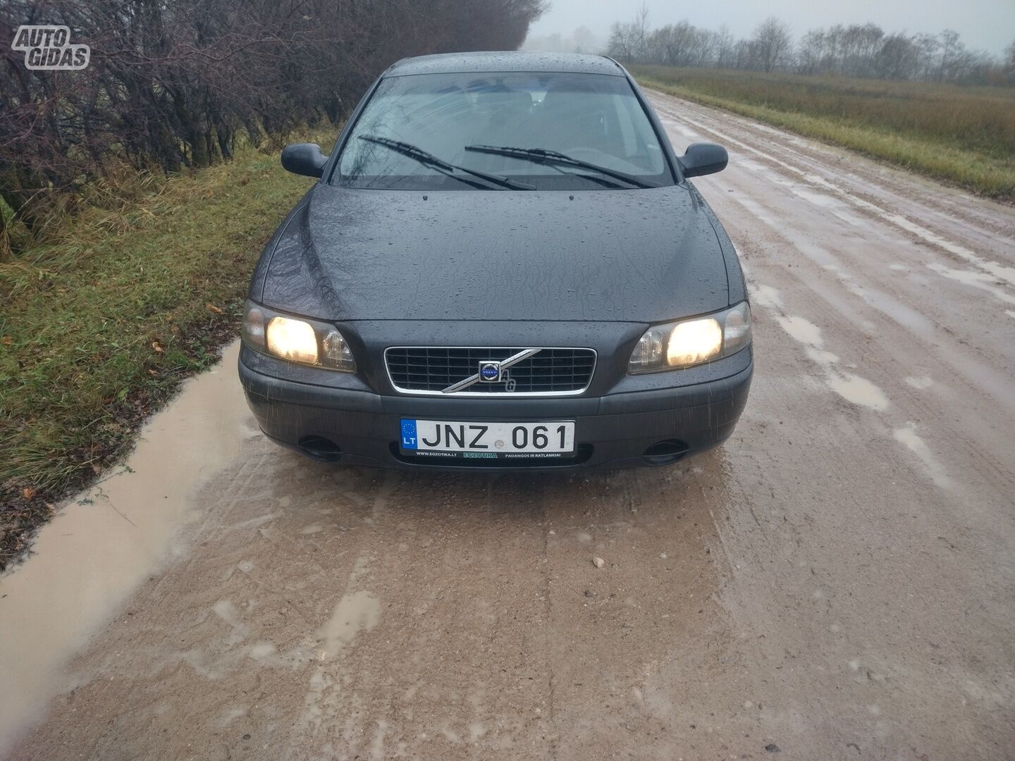 Volvo S60 2002 y Off-road / Crossover