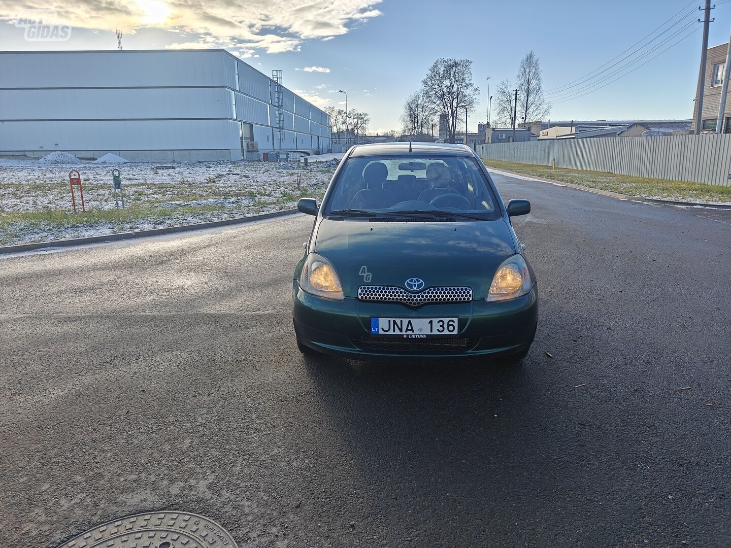 Toyota Yaris 2002 y Hatchback