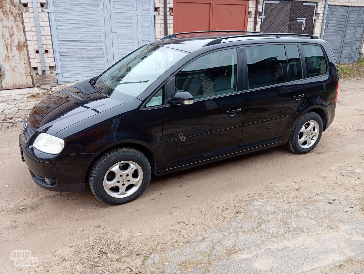 Volkswagen Touran 2006 m Vienatūris