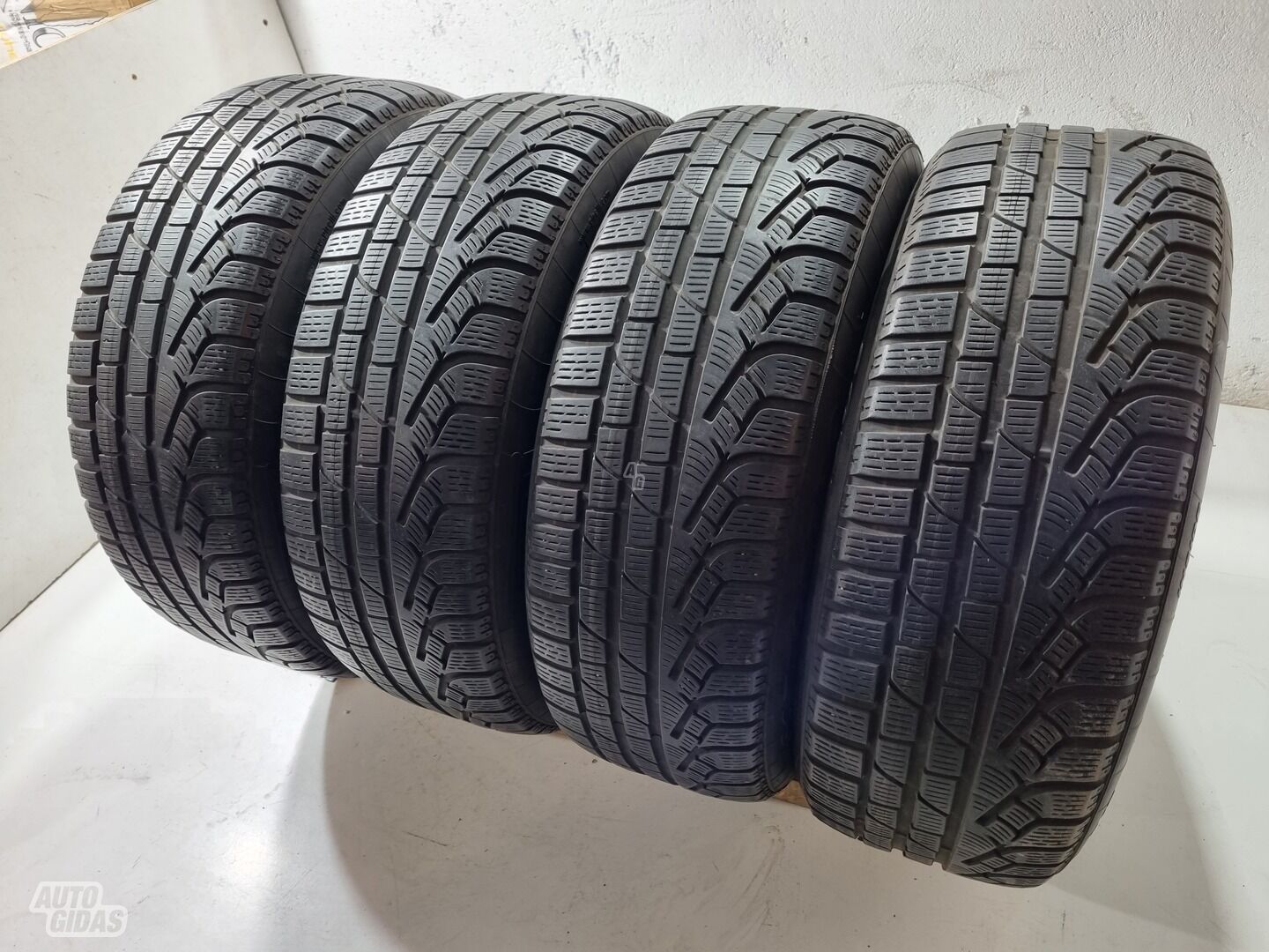 Pirelli 5mm R17 universal tyres passanger car