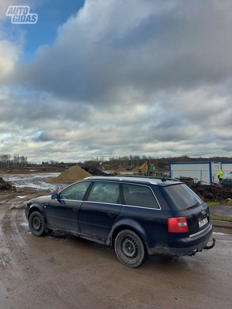 Audi A6 2002 m Universalas