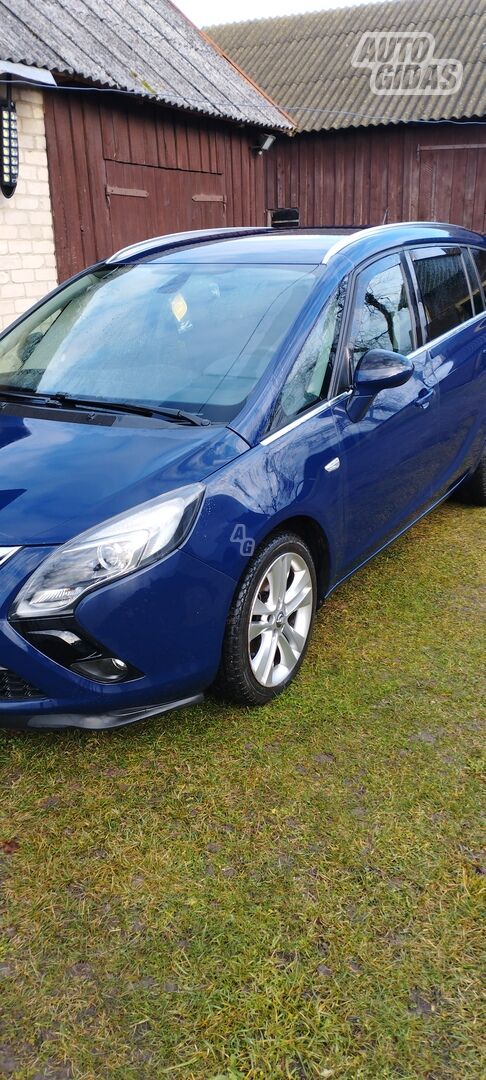 Opel Zafira Tourer 2013 y Van