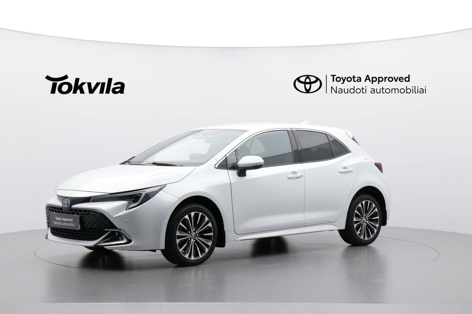 Toyota Corolla 2023 г Хэтчбек