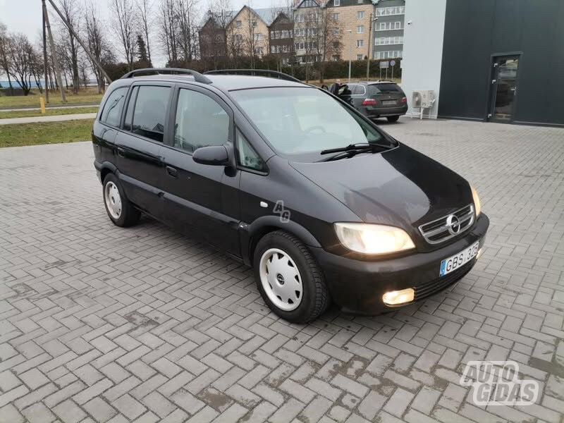 Opel Zafira 2004 y Van