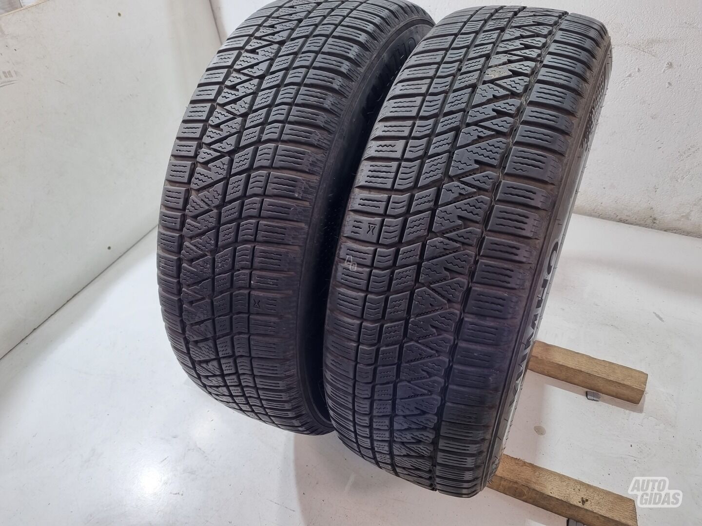 Kumho 5mm R18 žieminės padangos lengviesiems