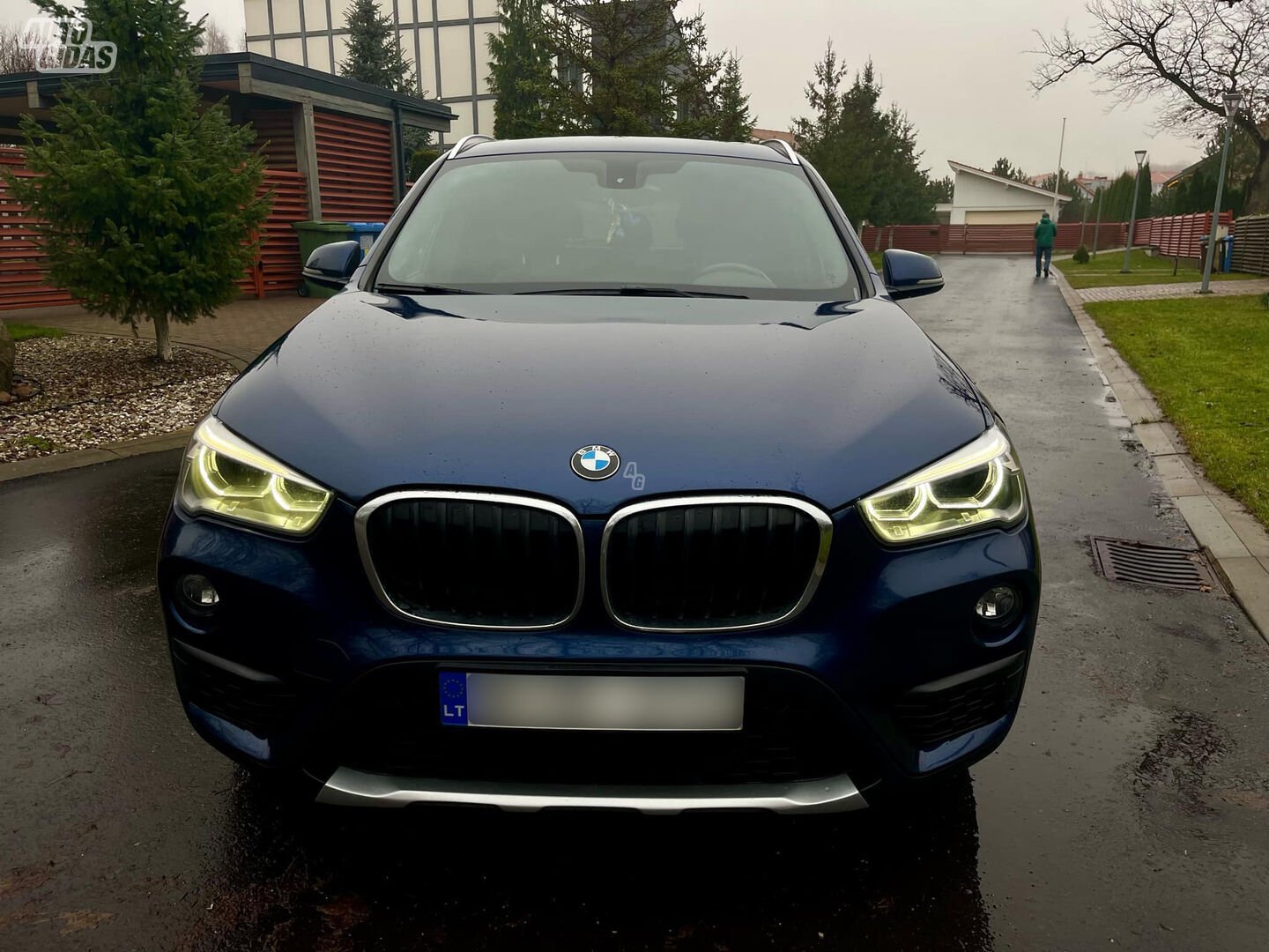 Bmw X1 2017 г Внедорожник / Кроссовер