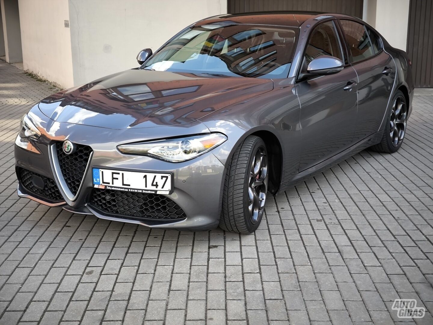 Alfa Romeo Giulia 2018 y Sedan