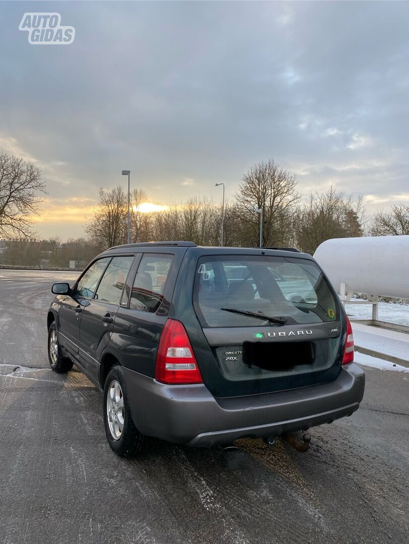 Subaru Forester 2005 y Off-road / Crossover