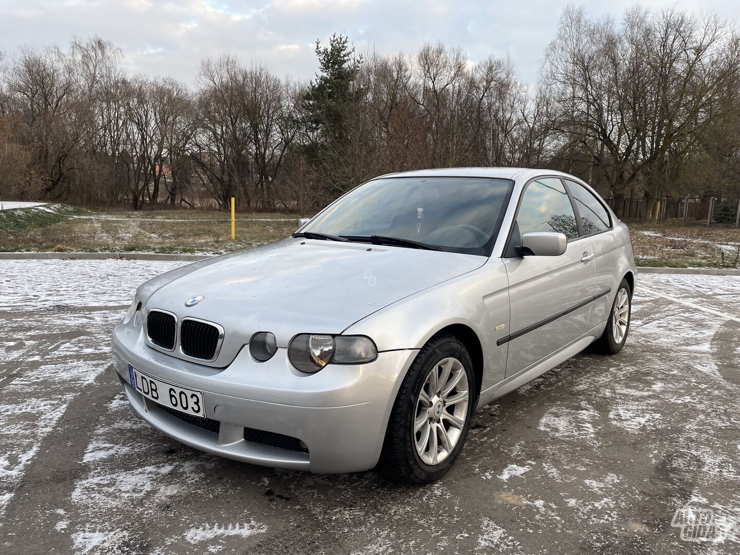 Bmw 318 Td 2004 y