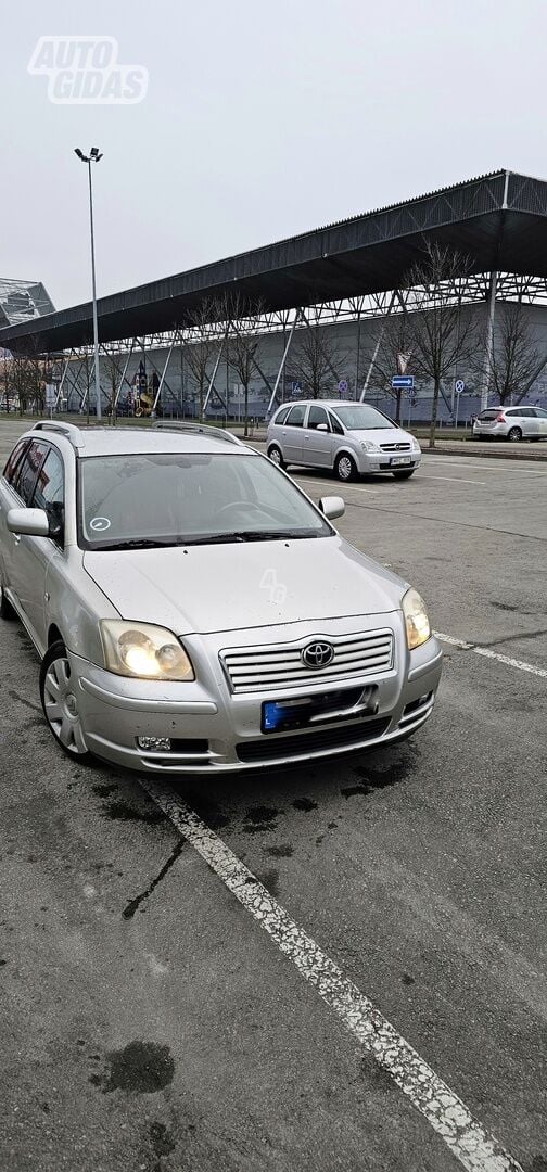 Toyota Avensis 2006 y Wagon